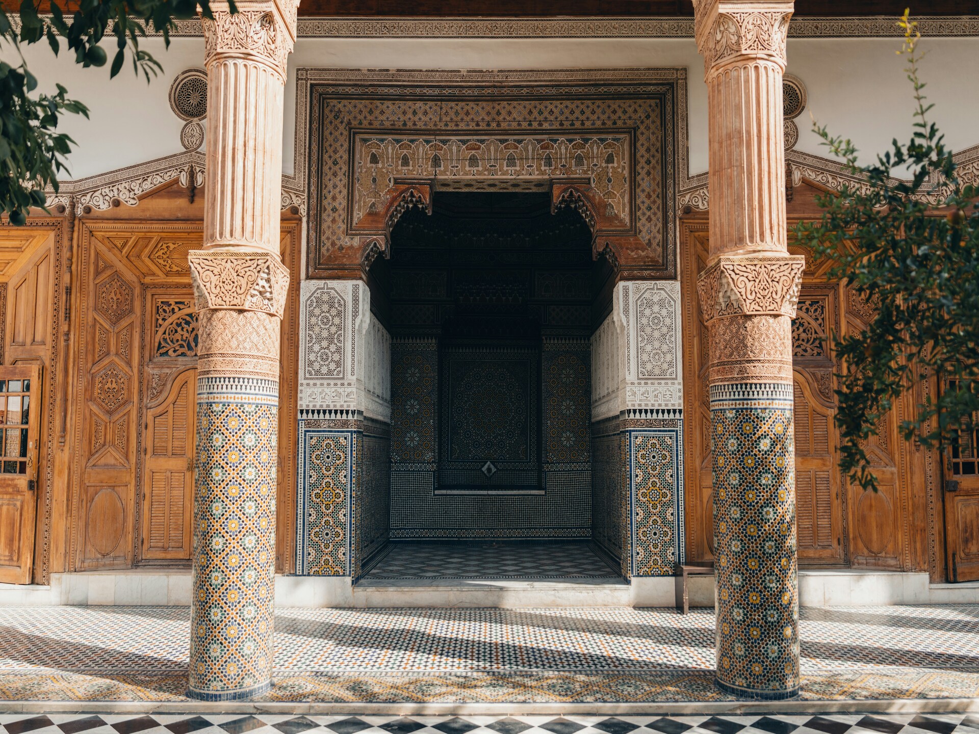 peter-thomas-lrBAK_pvh4w-unsplash