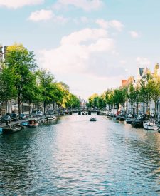 adrien-olichon-QRtym77B6xk-unsplash