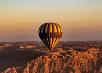 michael-starkie-Dh8yOZnctpU-unsplash